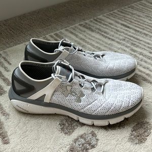 Under Armor Speedform Fortis Charged sneakers